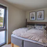 Feriehus 4 Bedroom Beautiful Home In Lyngdal *