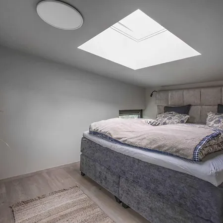 Stunning In With Kitchen Casa de Férias